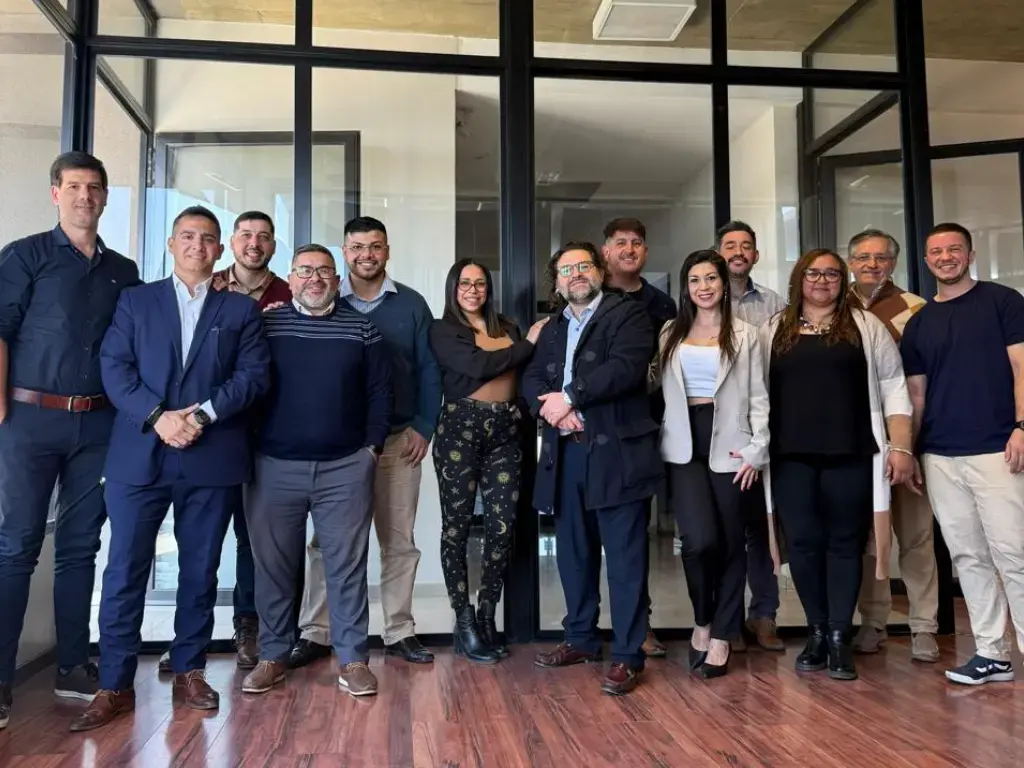 Equipo de Sega Consultores en convención de trabajo